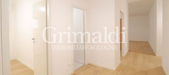 5 rooms Apartment in Bologna, Italy No. 11088 69