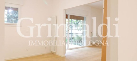 5 rooms Apartment in Bologna, Italy No. 11088 51
