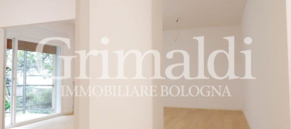 5 rooms Apartment in Bologna, Italy No. 11088 53
