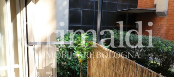 5 rooms Apartment in Bologna, Italy No. 11088 23