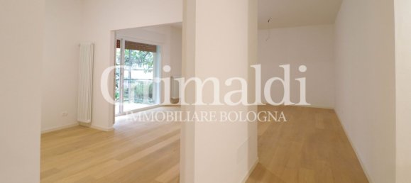 5 rooms Apartment in Bologna, Italy No. 11088 63