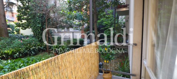 5 rooms Apartment in Bologna, Italy No. 11088 25