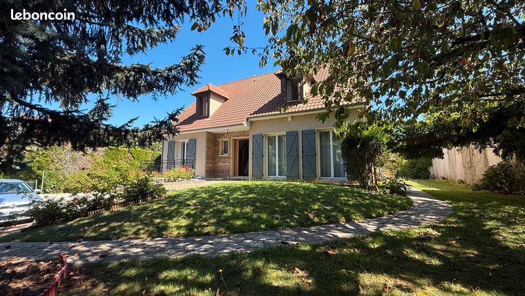 Casa de 4 dormitorios en Bouffemont, France No. 359573