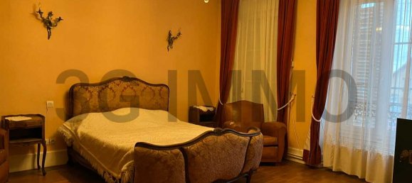 5 bedrooms House in Provins, France No. 197553 2