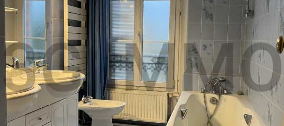 5 bedrooms House in Provins, France No. 197553 3