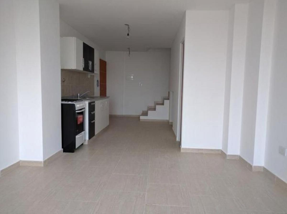 Estudio en General San Martín, Argentina No. 13057