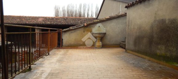 7غرفة منزل في Isola Dovarese, Italy رقم 1795 7