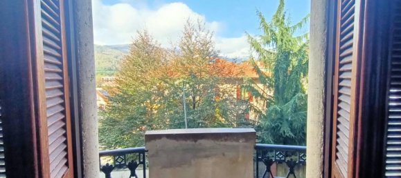 4 rooms Apartment in Borgosesia, Italy No. 29997 4