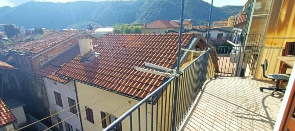 4 rooms Apartment in Borgosesia, Italy No. 29997 2