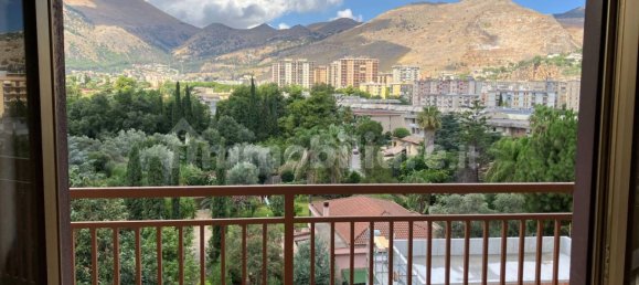 3 bedrooms Apartment in Palermo, Italy No. 322016 17