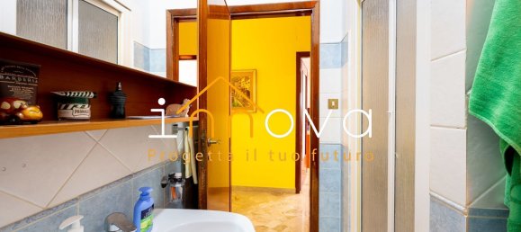 Apartamento de 4 divisões em Palermo, Italy N.º 52246 24