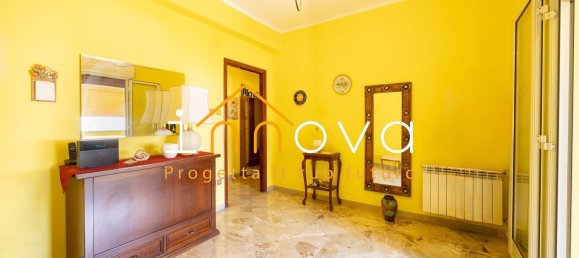 Apartamento de 4 divisões em Palermo, Italy N.º 52246 4