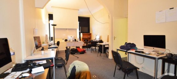 Propiedad comercial en Paris, France 193 m² No. 185055 2