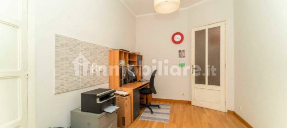 1 bedroom Apartment in Turin, Italy No. 370478 4