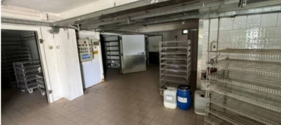 100m² Warehouse in Sulmona, Italy No. 300686 11