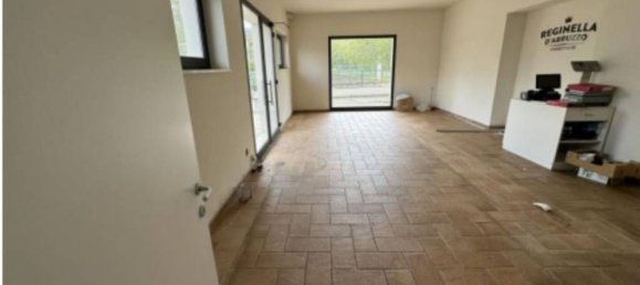 100m² Warehouse in Sulmona, Italy No. 300686 5