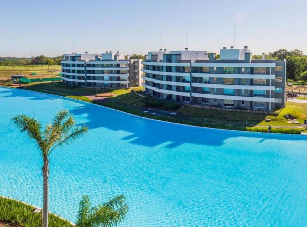 Studio in Pilar, Argentina No. 8717