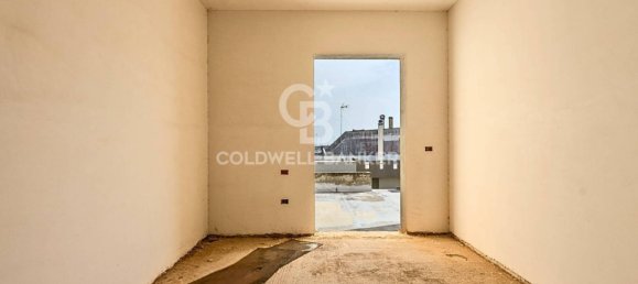 Дом с 4 спальнями в Martignano, Италия № 120221 11