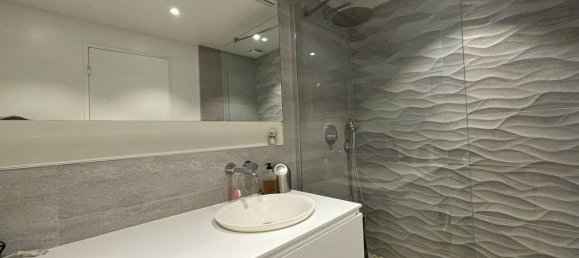 3 bedrooms Apartment in Le Pecq, France No. 333859 4