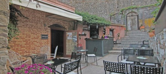 330m² Property in Corfu, Greece No. 6103 6