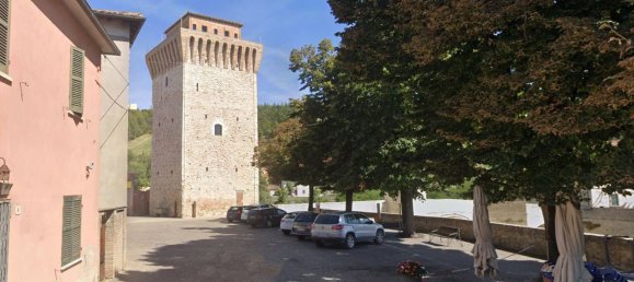 5 غرف نوم شقة في Urbino, Italy رقم 188272 19