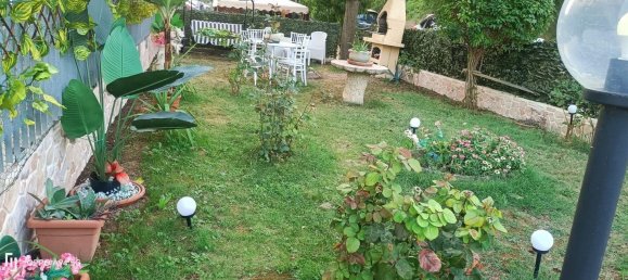 5 غرف نوم شقة في Urbino, Italy رقم 188272 13