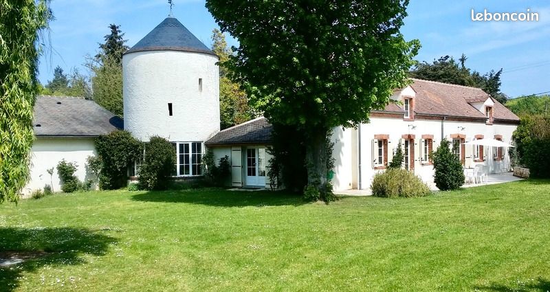 5 bedrooms Castles in Saint-Maurice-sur-Fessard, France No. 153285