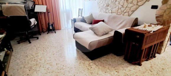 3 rooms Apartment in Bari, Italy No. 39580 12