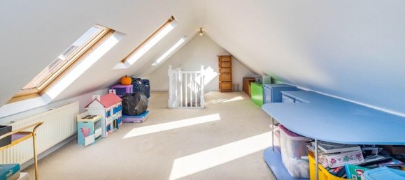 4 bedrooms House in Dunstable, United Kingdom No. 2117 17