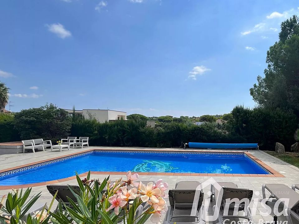 5 bedrooms Villa in Calonge, Spain No. 206927