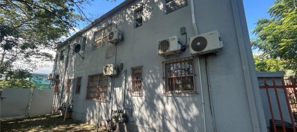 terreno en venta en Miami, Miami-Dade, Florida, USA № 615913 7