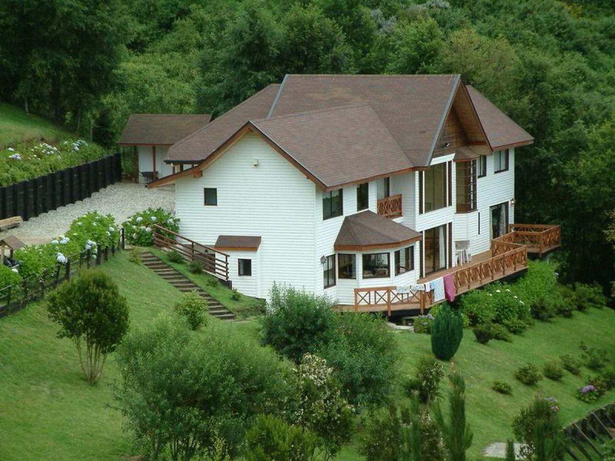 5 bedrooms House in Los Rios, Chile No. 4710
