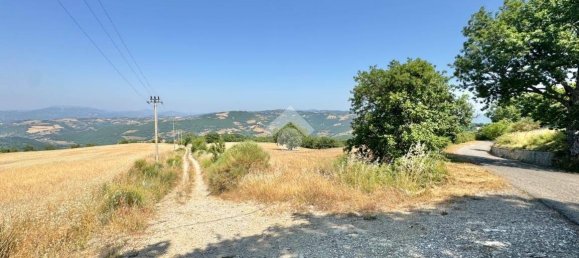 Studio in Valfabbrica, Italy No. 356571 3