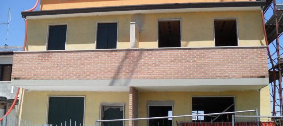 2 Schlafzimmer Haus in Chioggia, Italy, Nr. 53180 5