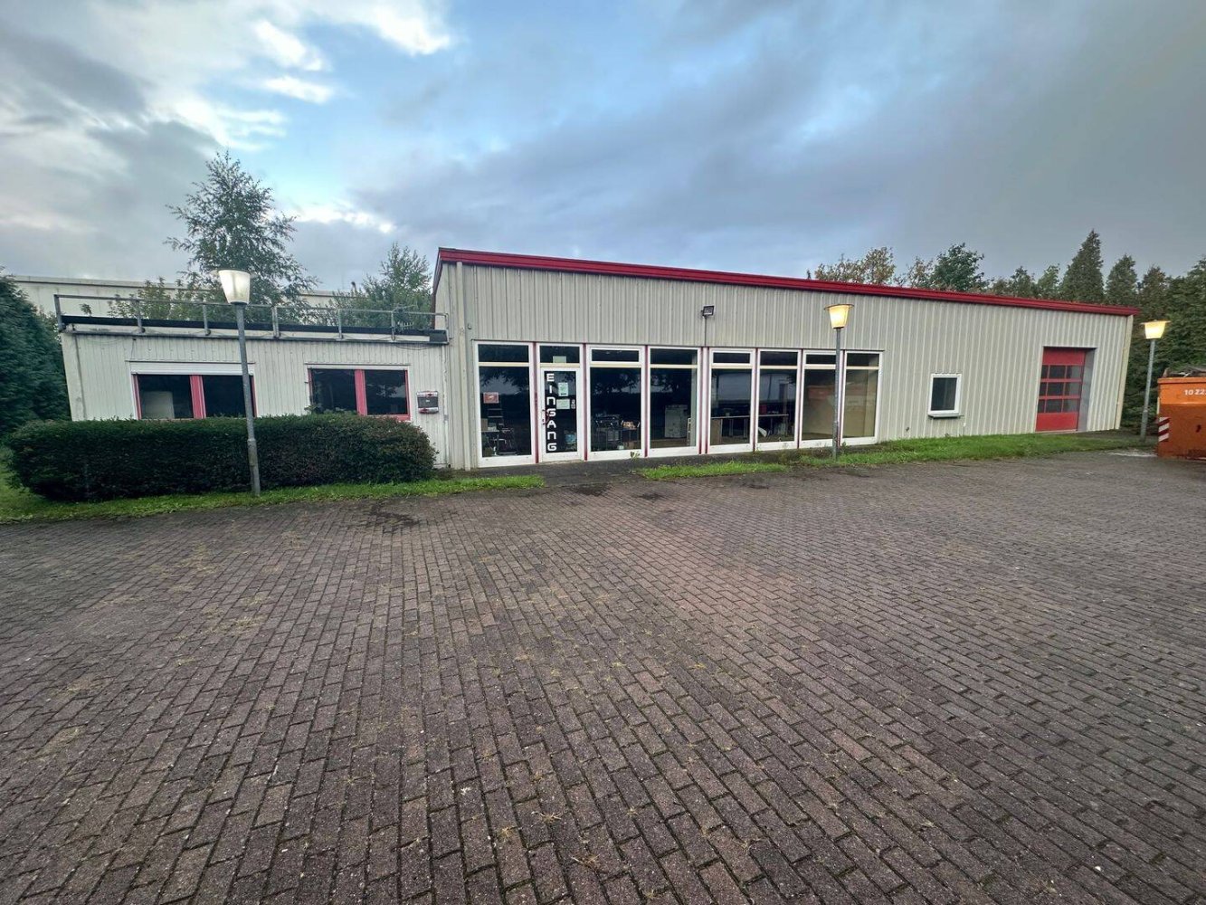 Склад 530м² в Людвигслуст-Пархим, Германия № 290205