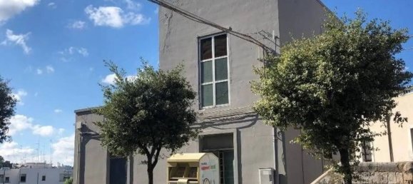 Propiedad comercial de 5 habitaciónes en Ostuni, Italy No. 339921 2