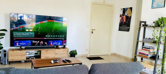 1 bedroom Apartment in Tours, France No. 219206 3