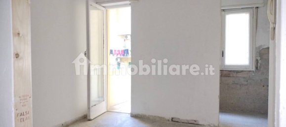 Apartamento T3 em Naples, Italy N.º 140993 30