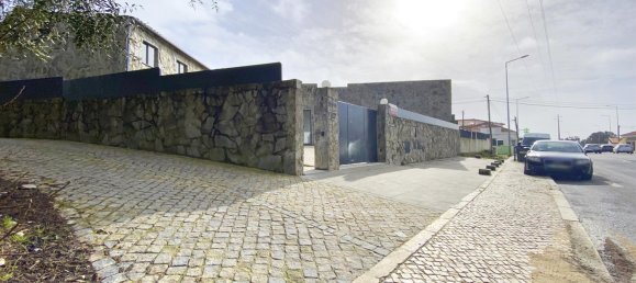 Casa de 3 dormitorios en Cascais, Portugal No. 113893 2