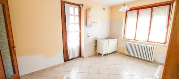 6 bedrooms Villa in Volpiano, Italy No. 332828 21