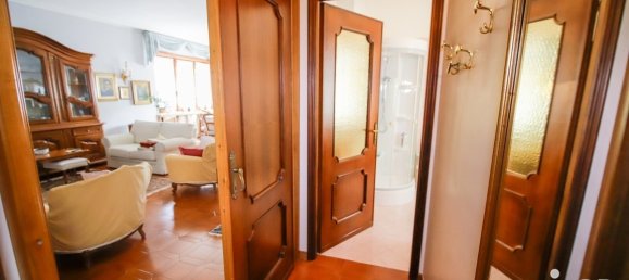 6 bedrooms Villa in Volpiano, Italy No. 332828 11