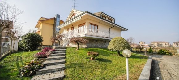 6 bedrooms Villa in Volpiano, Italy No. 332828 15