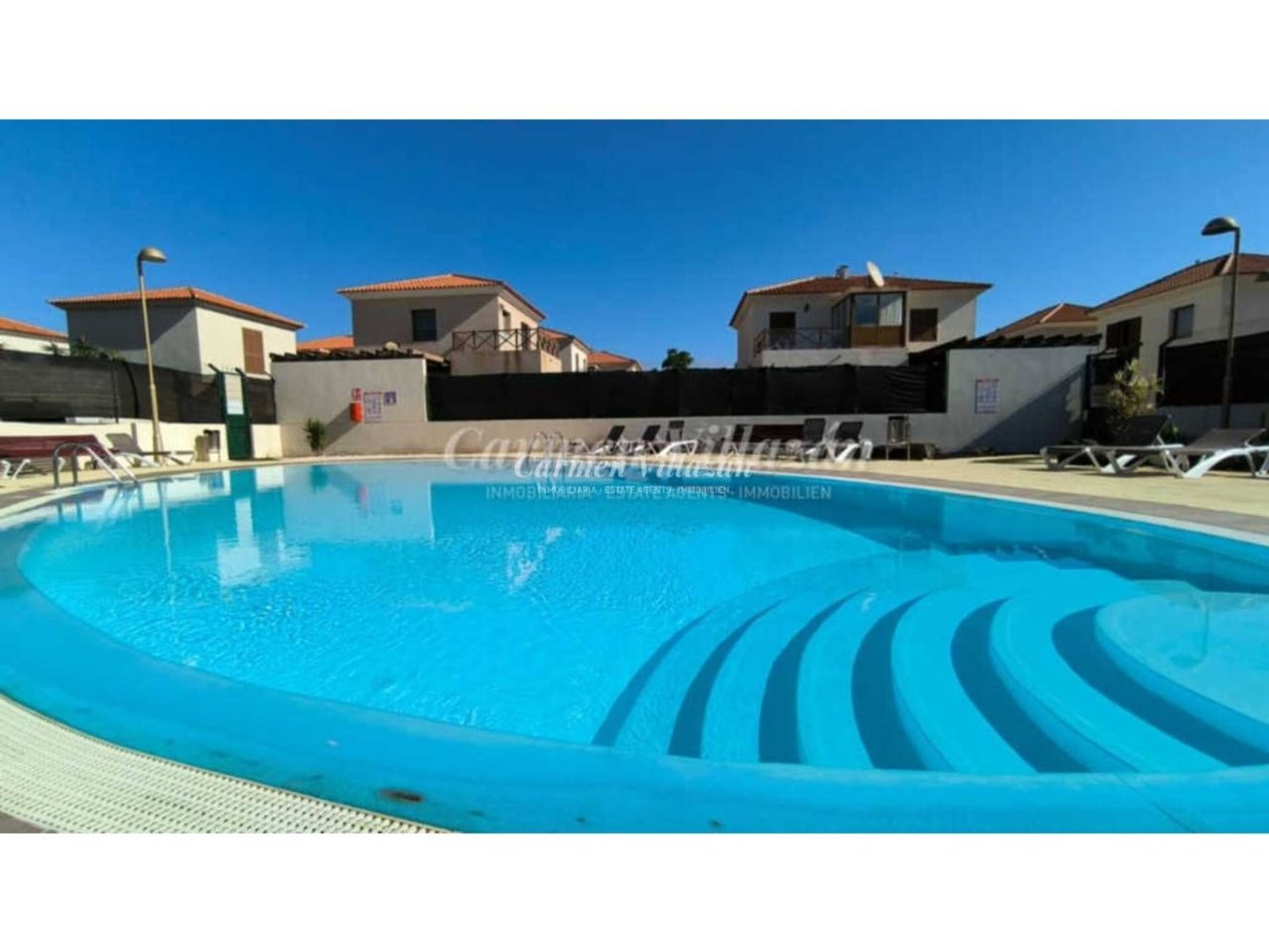 3 bedrooms House in La Oliva, Spain No. 251643