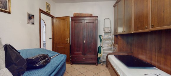 3 Schlafzimmer Wohnung in Minucciano, Italy, Nr. 234542 8