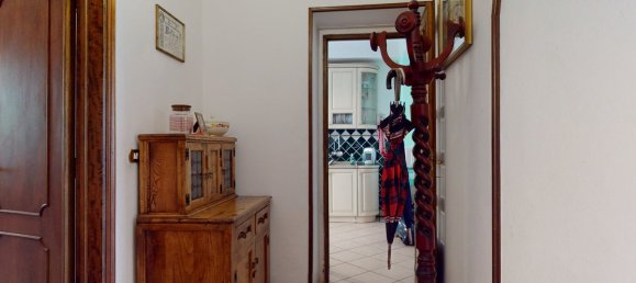 3 Schlafzimmer Wohnung in Minucciano, Italy, Nr. 234542 2