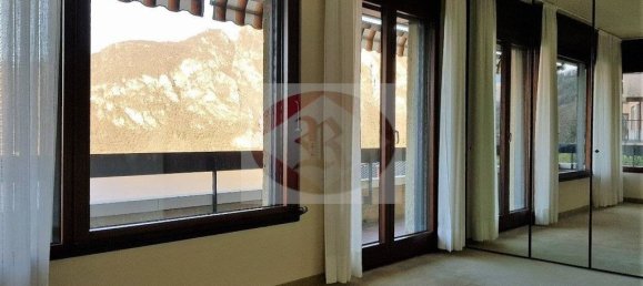 Вилла с 4 спальнями в Кампионе д’Италия, Италия № 313148 12