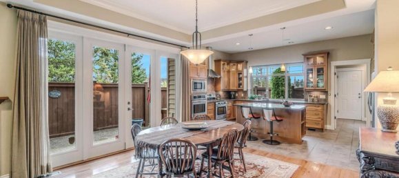 4 Schlafzimmer Haus in British Columbia, Canada, Nr. 1140 5