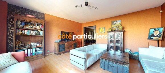 Apartamento de 2 dormitorios en Montigny-le-Bretonneux, France No. 123641 3