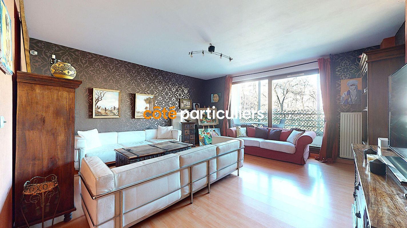 Apartamento de 2 dormitorios en Montigny-le-Bretonneux, France No. 123641