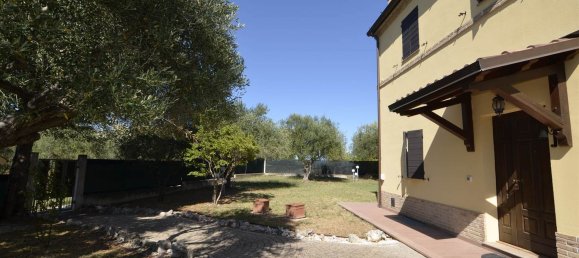 10 rooms House in San Marcello, Italy No. 261348 15